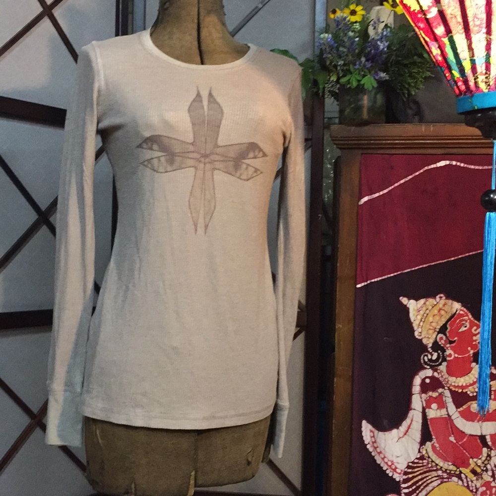 VTG GAP (RED) E.V.Day Collab Thermal Medium Cross